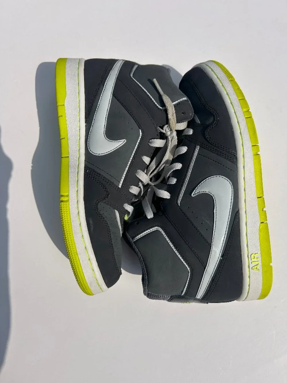 Nike Air Prestige III High Dark Gray Volt Neon Yellow High Top Sneakers Men's 9